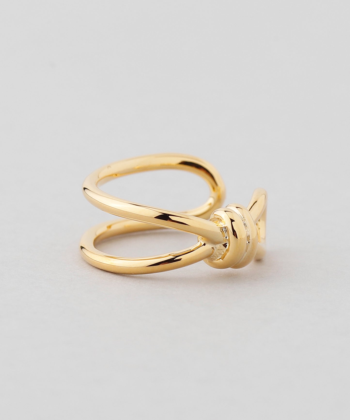 Ribbon Motif Ear Cuff [Sheerchic]