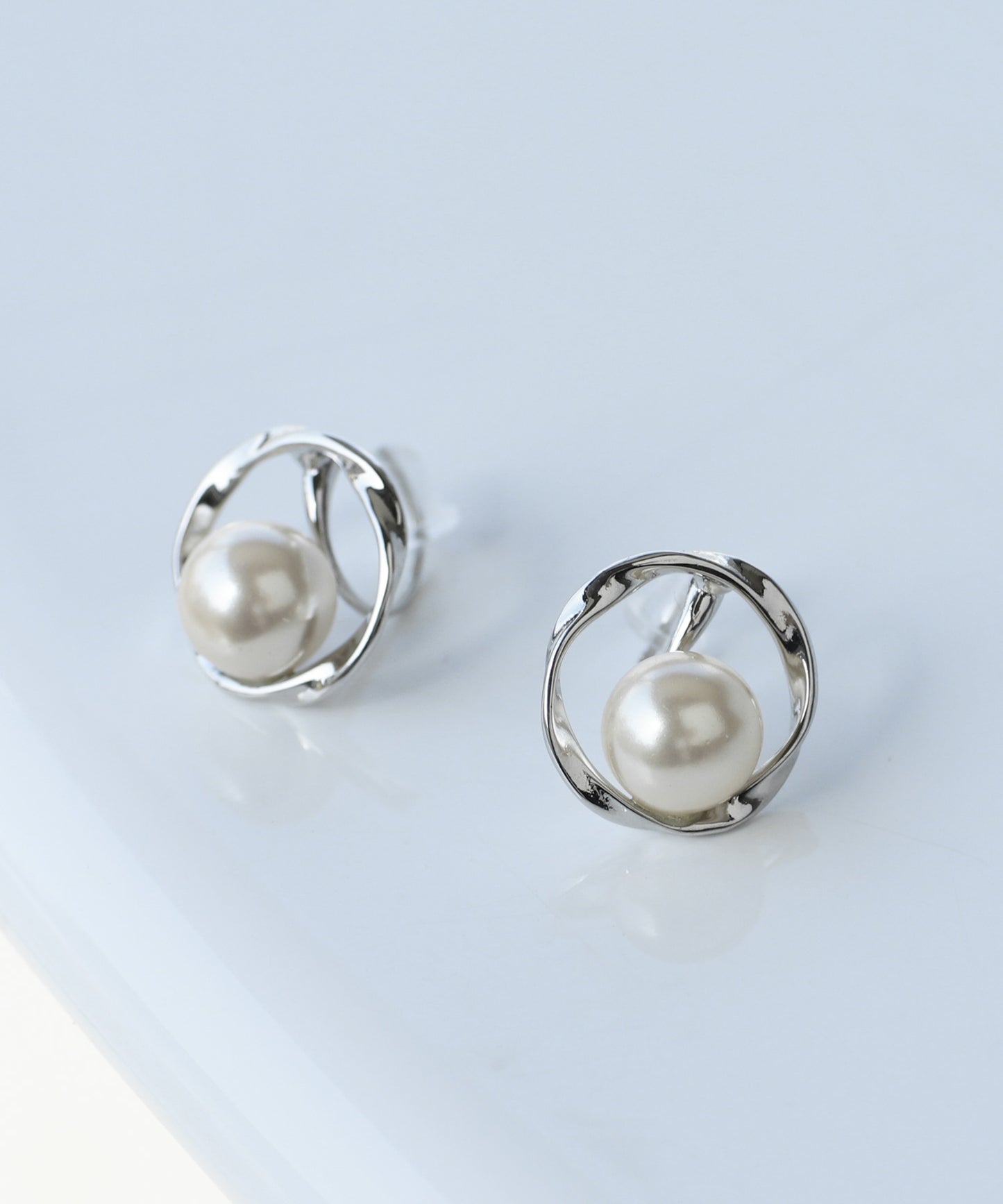 Pearl × Metal Clip On Earrings[Sheerchic]