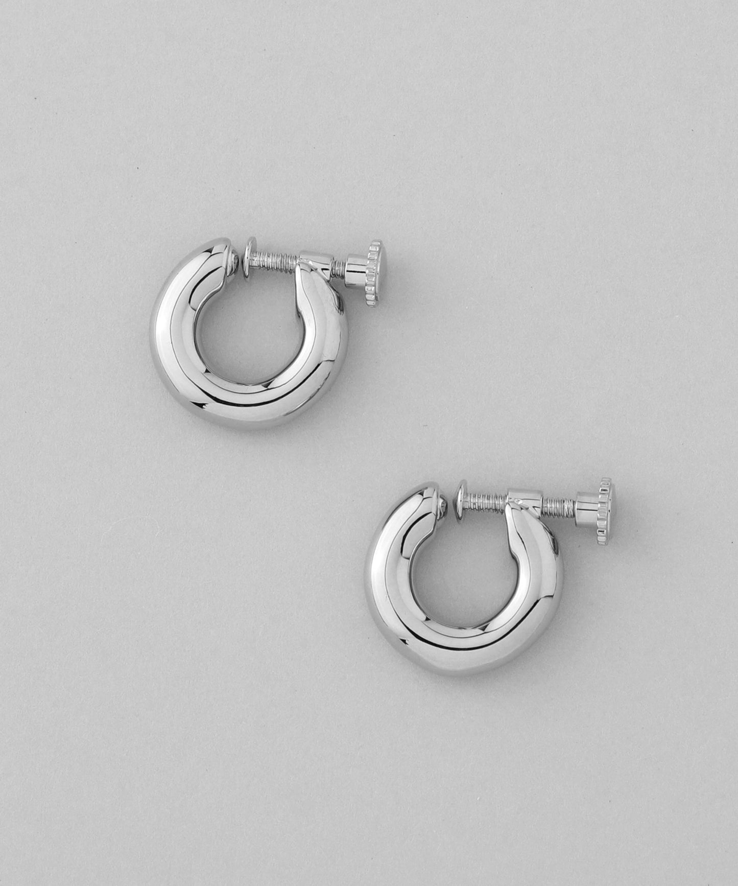Metal Hoop Clip On Earrings [M][Basic]