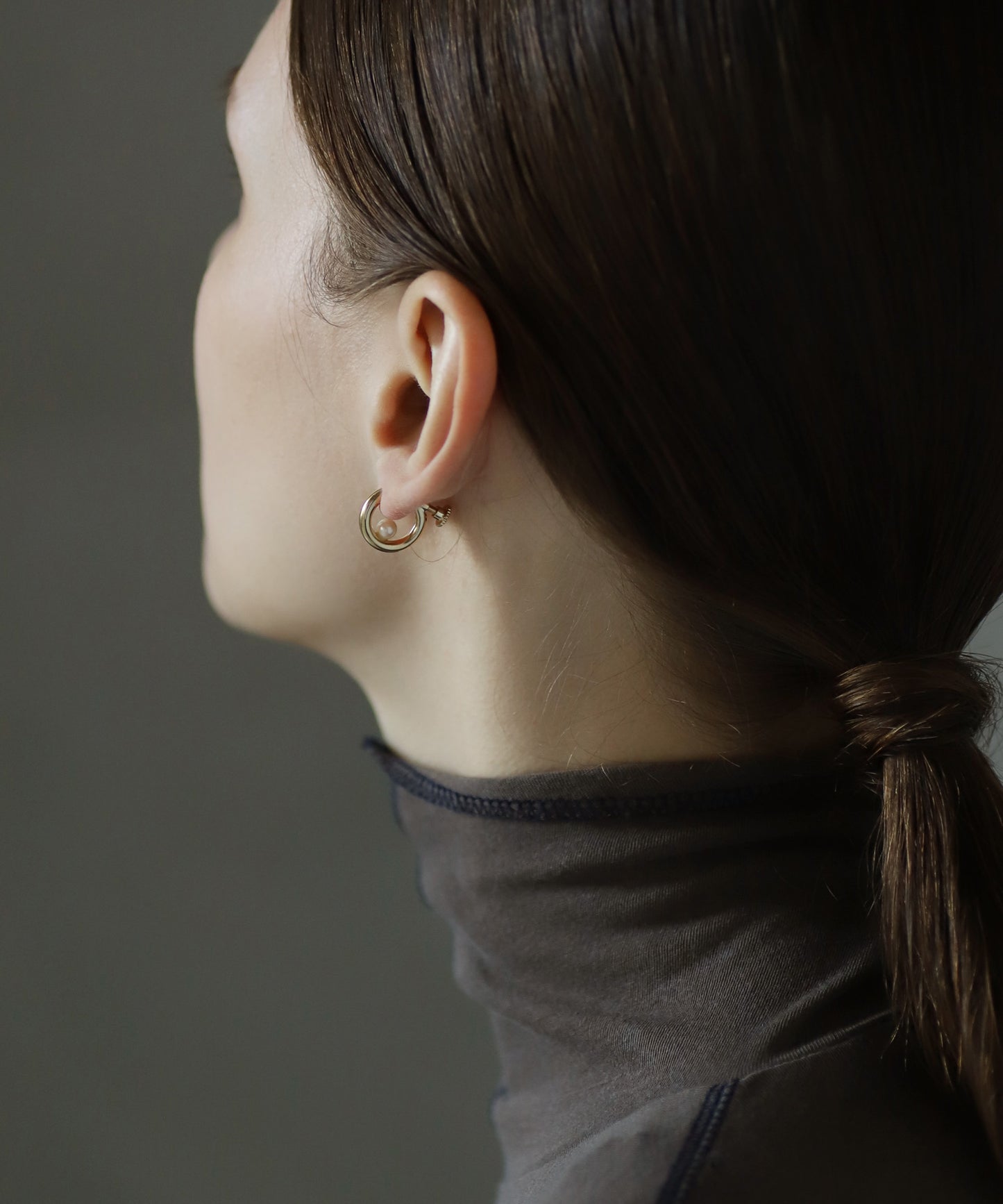 Pearl Hoop Clip On Earrings [Basic]