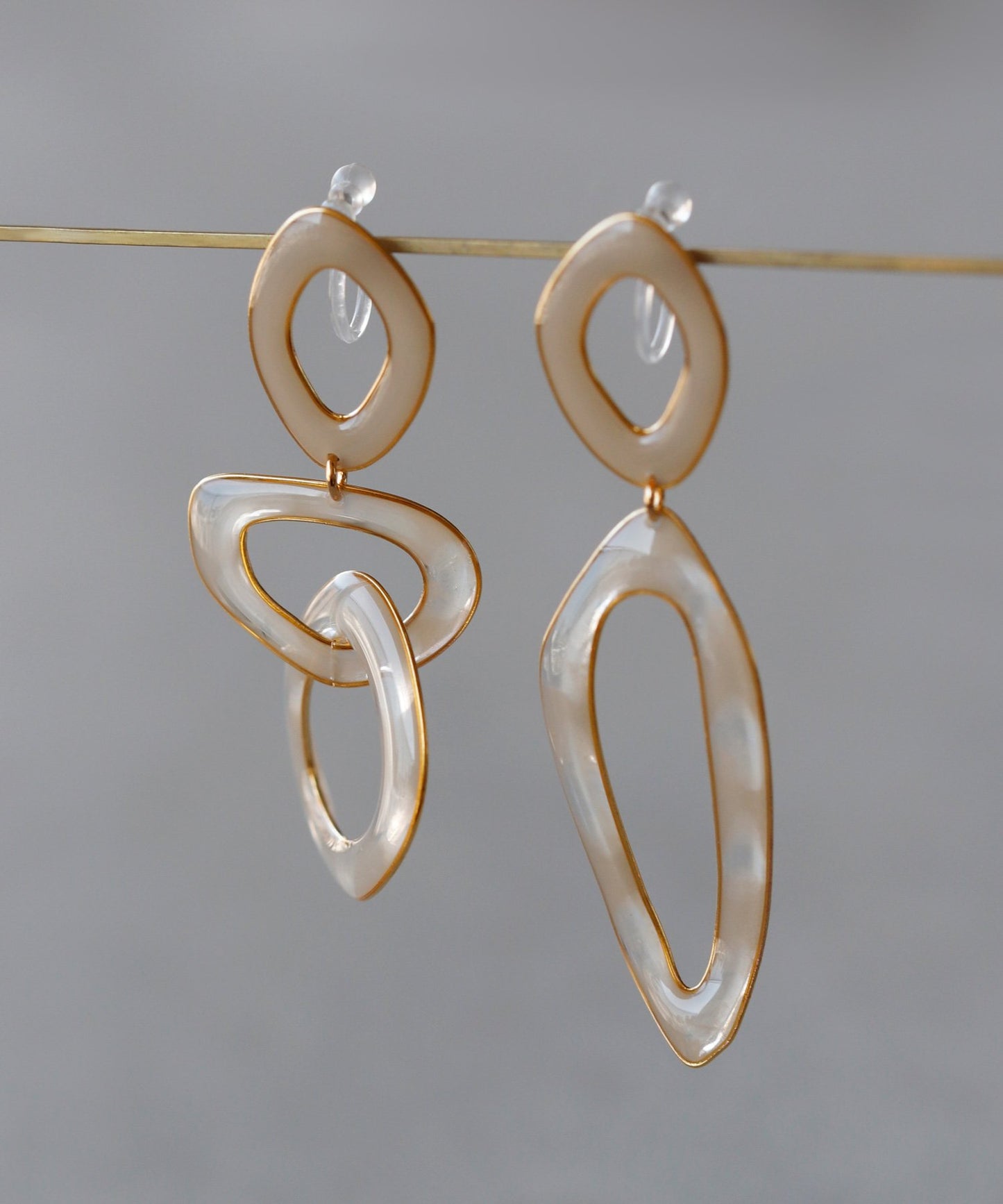 Marble Asymmetry Clip On Earrings[Sheerchic]
