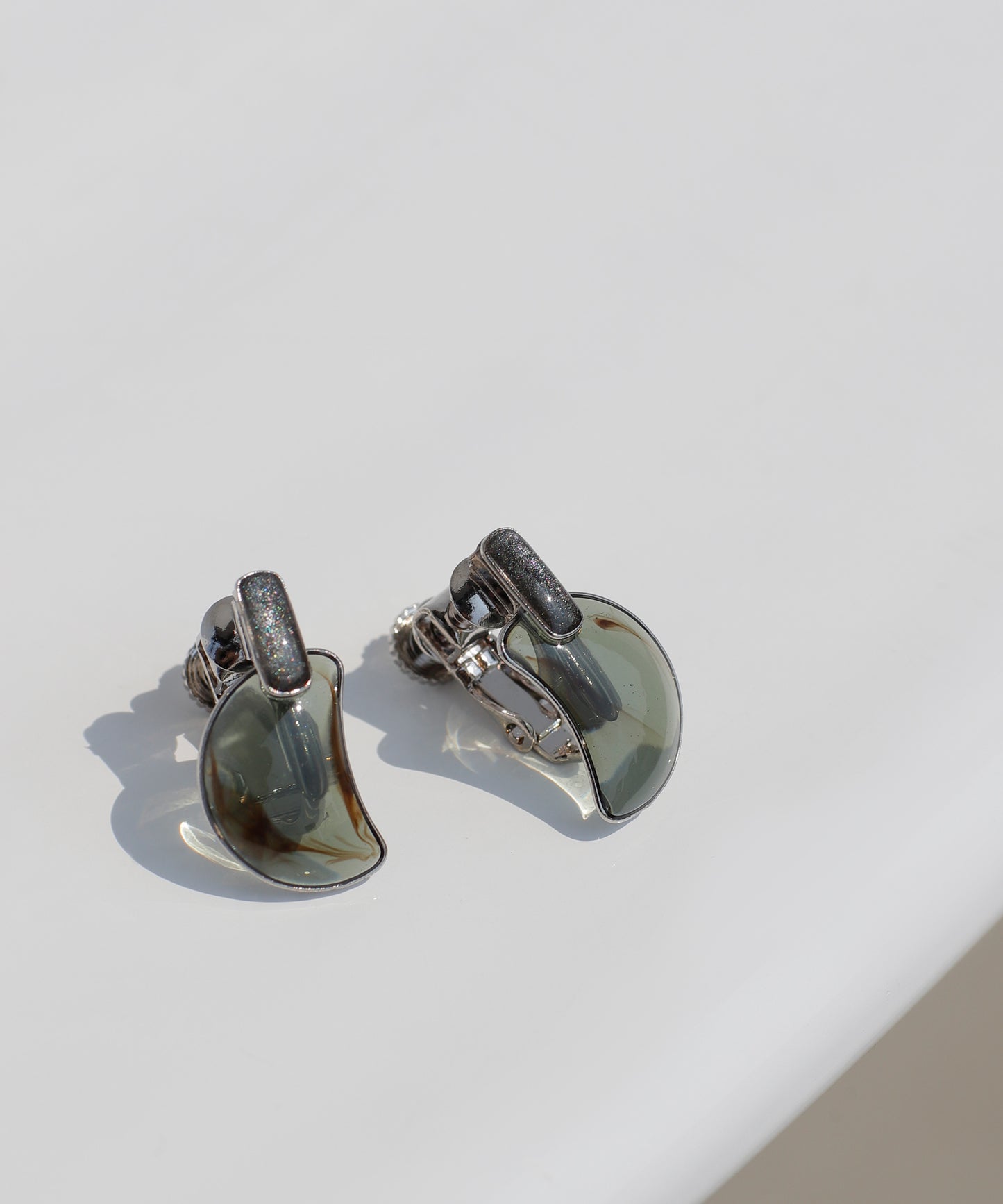 Marble Clip On Earrings [Sheerchic]