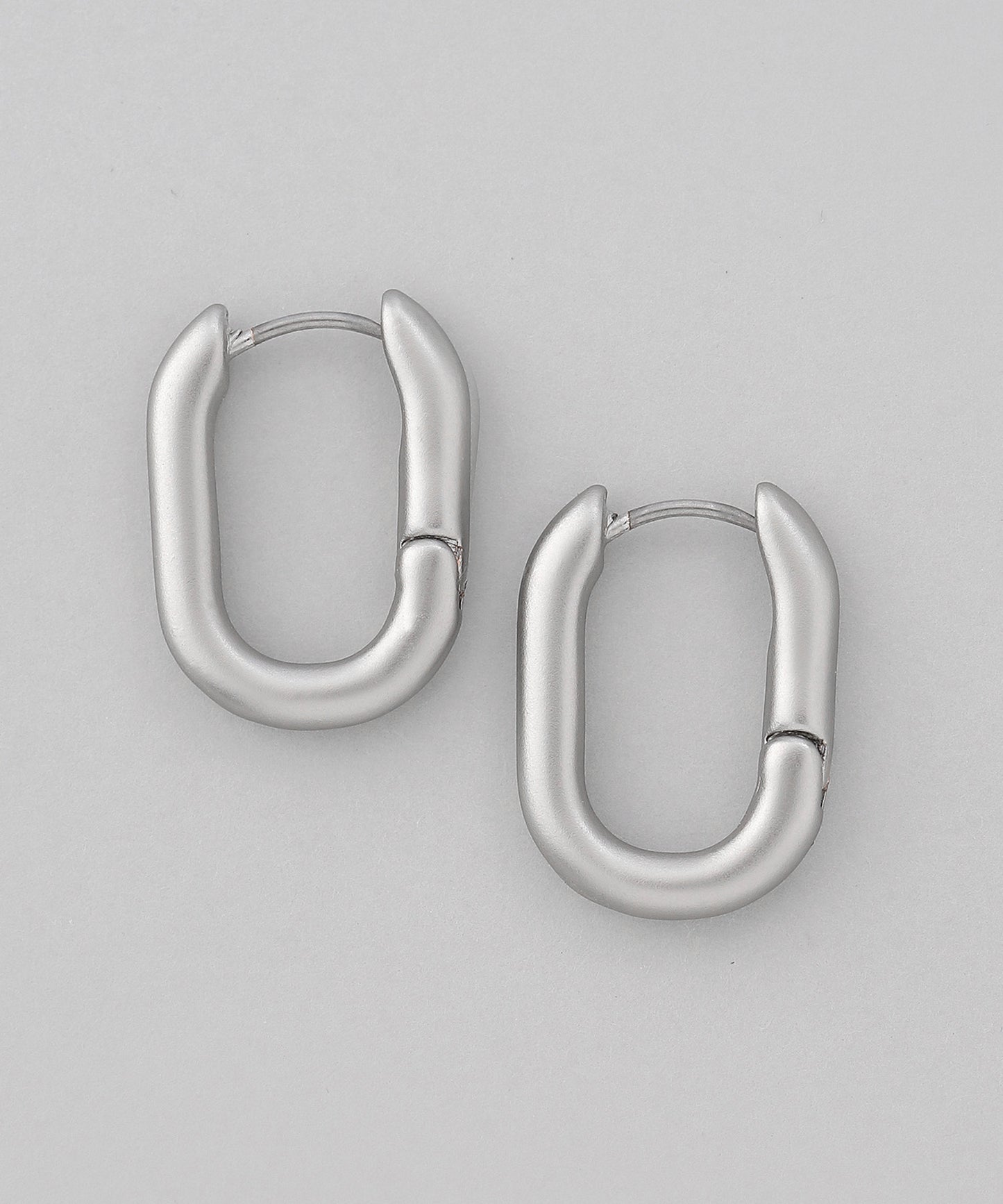 Oval Hoop Earrings [Ownideal]