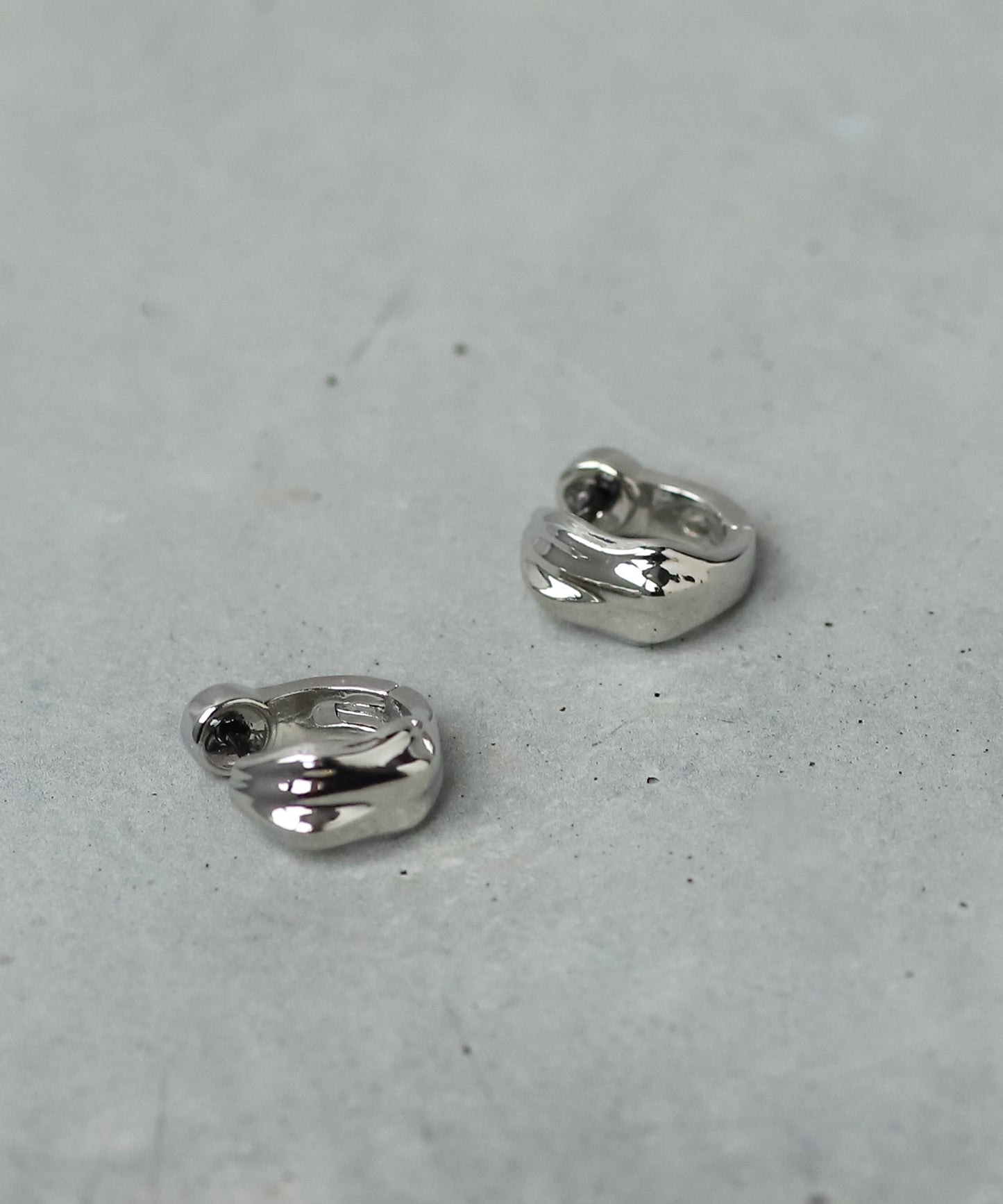 Metal Hoop Earrings[Nuance][Basic]