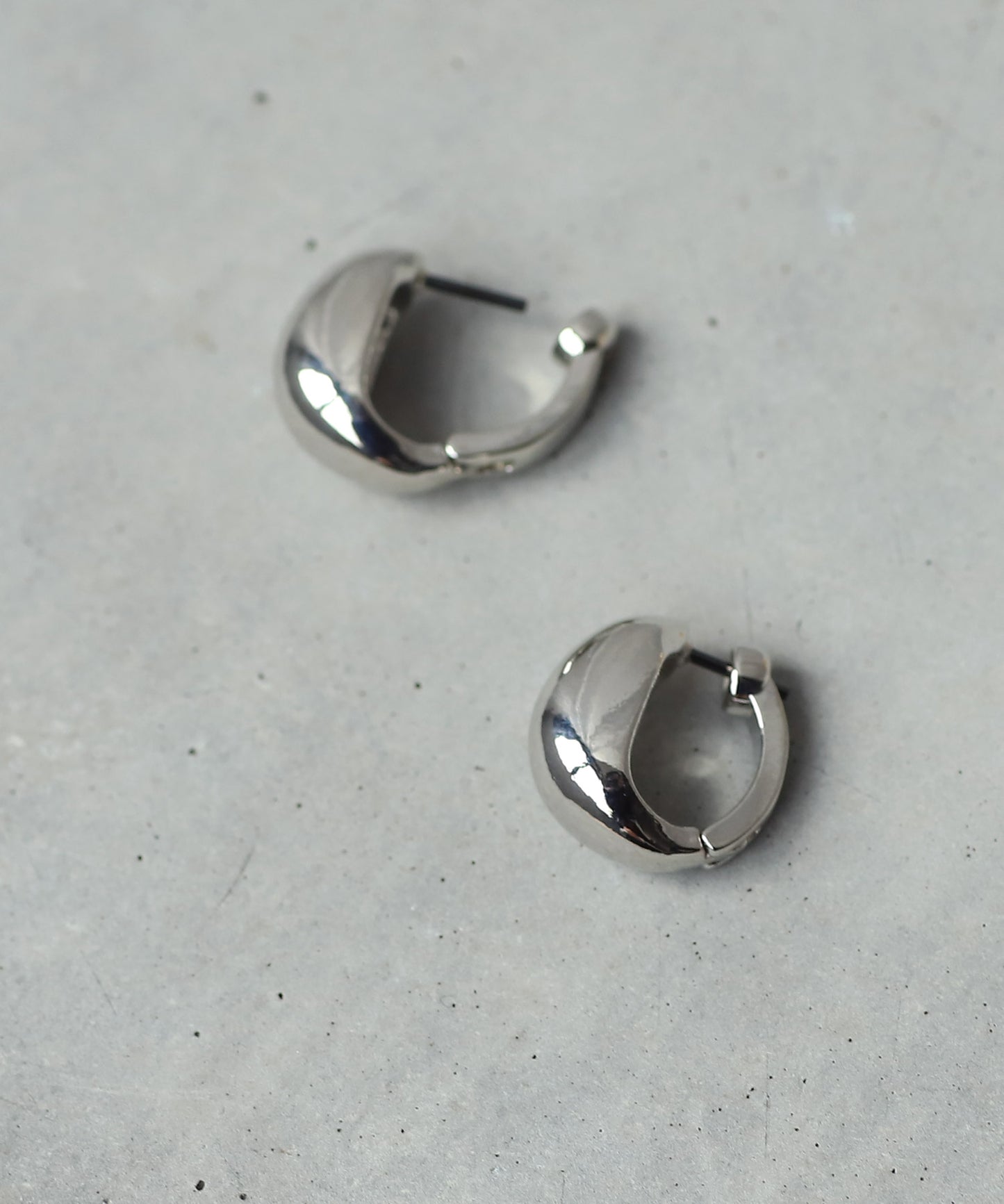 Metal Hoop Earrings[Volume][Basic]