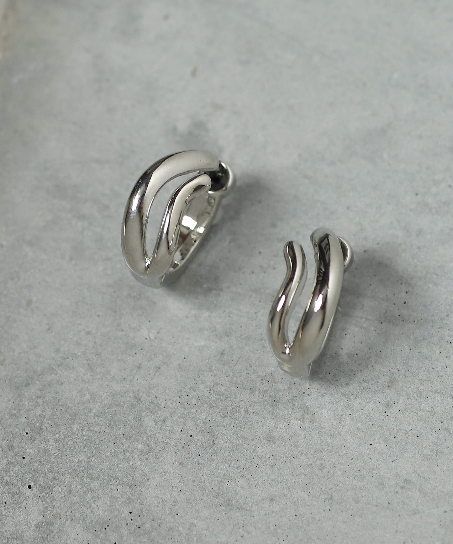 Metal Hoop Earrings[Double][Basic]