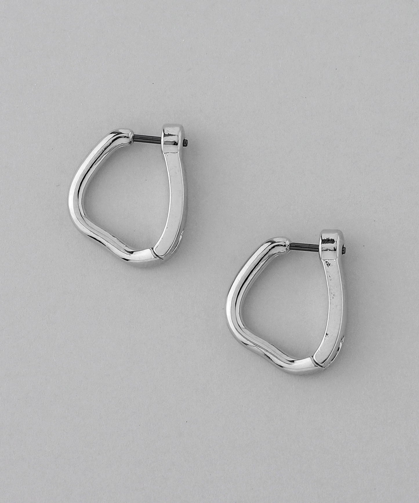 【Online Store Limited】Metal Hoop Earrings[Wave][Basic]