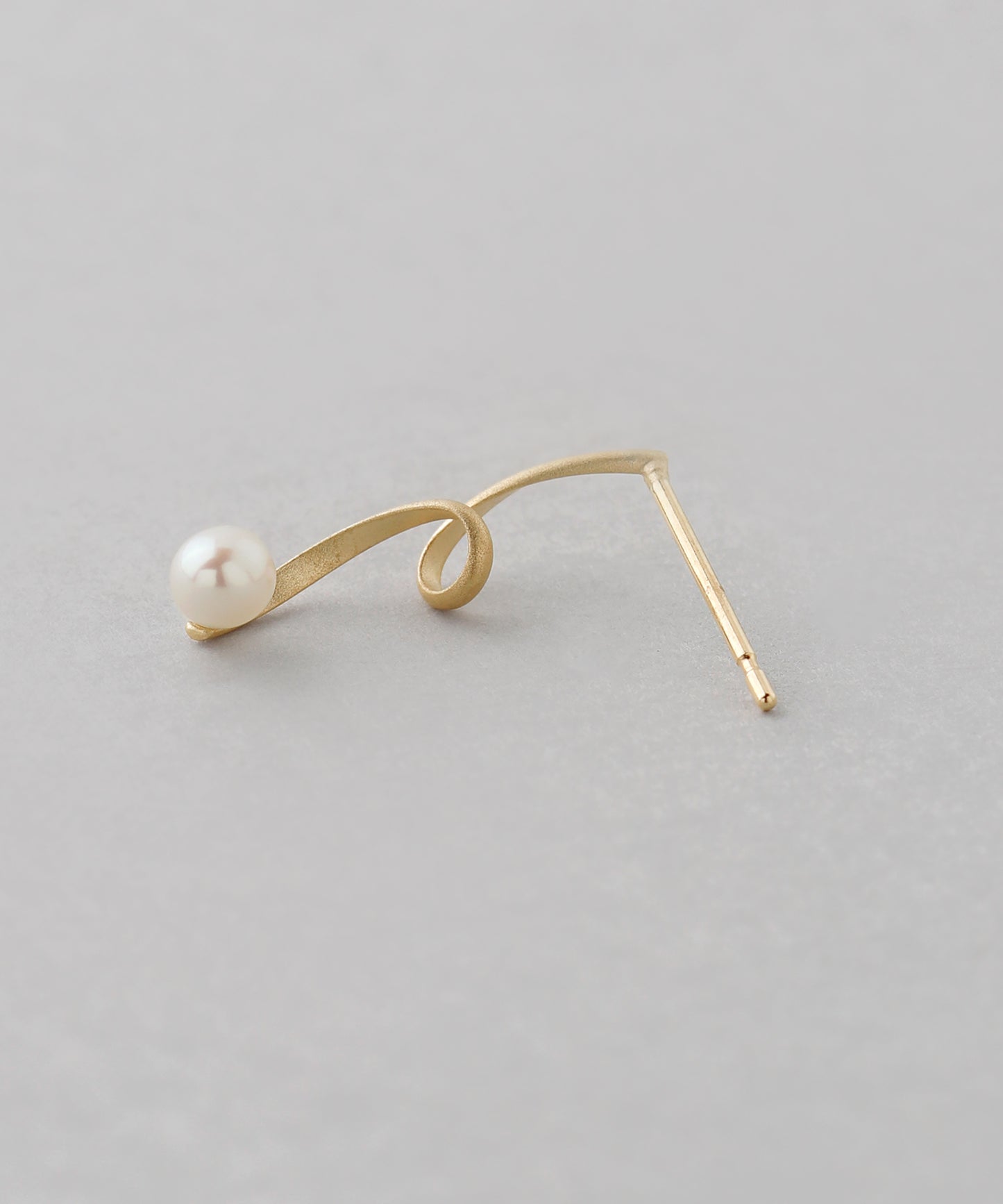 Twisted Pearl Earrings [10K][Basic]