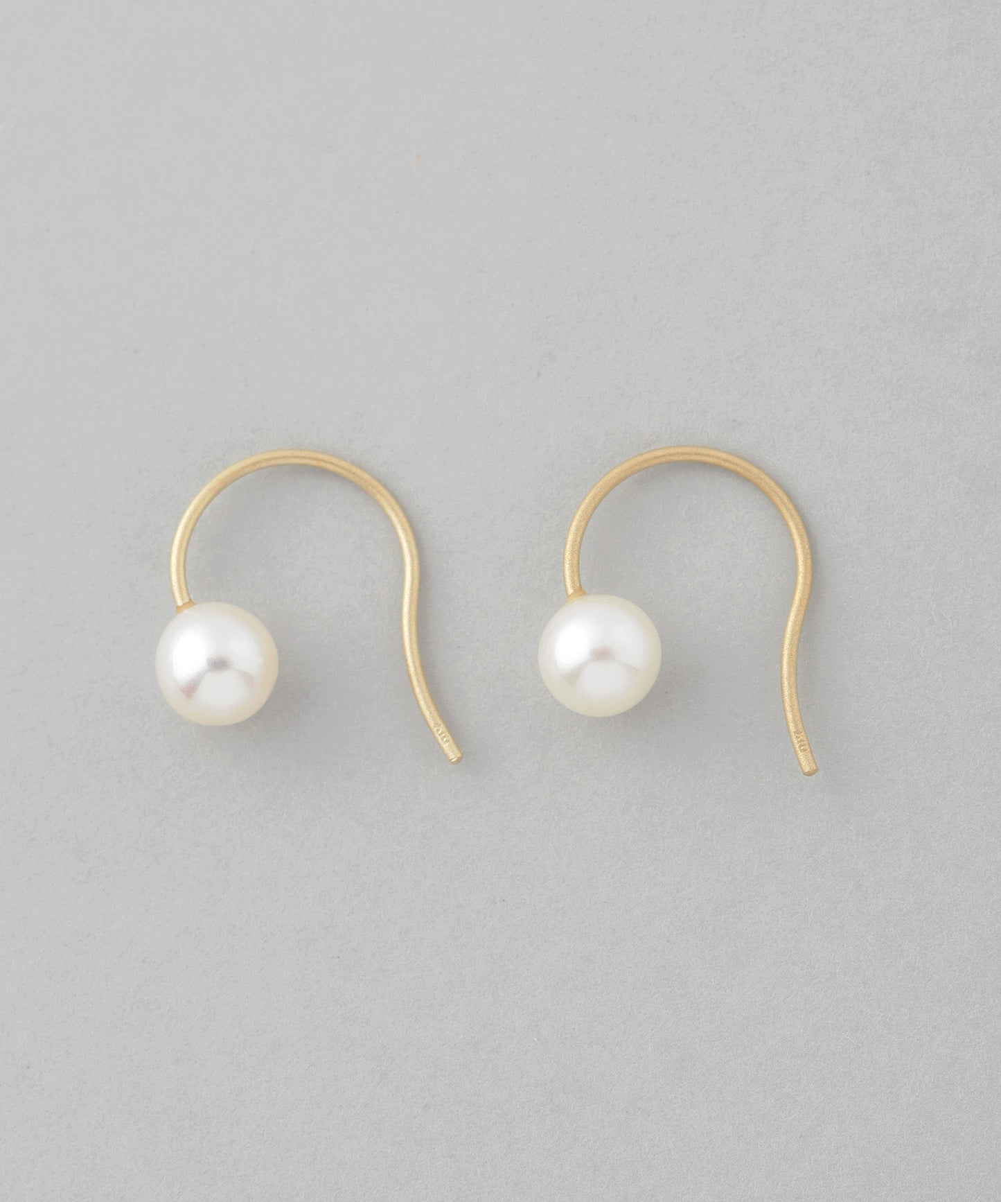 Pearl Hook Earrings [10K][Basic]