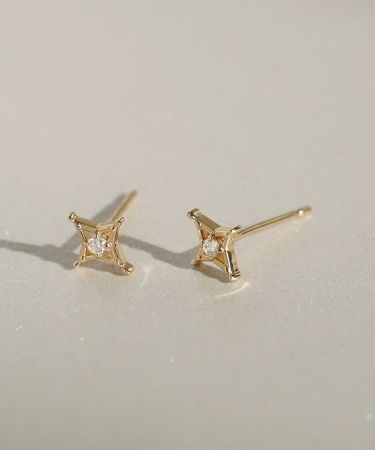 【Christmas Limited】Star × Diamond Earrings [10K][Basic]