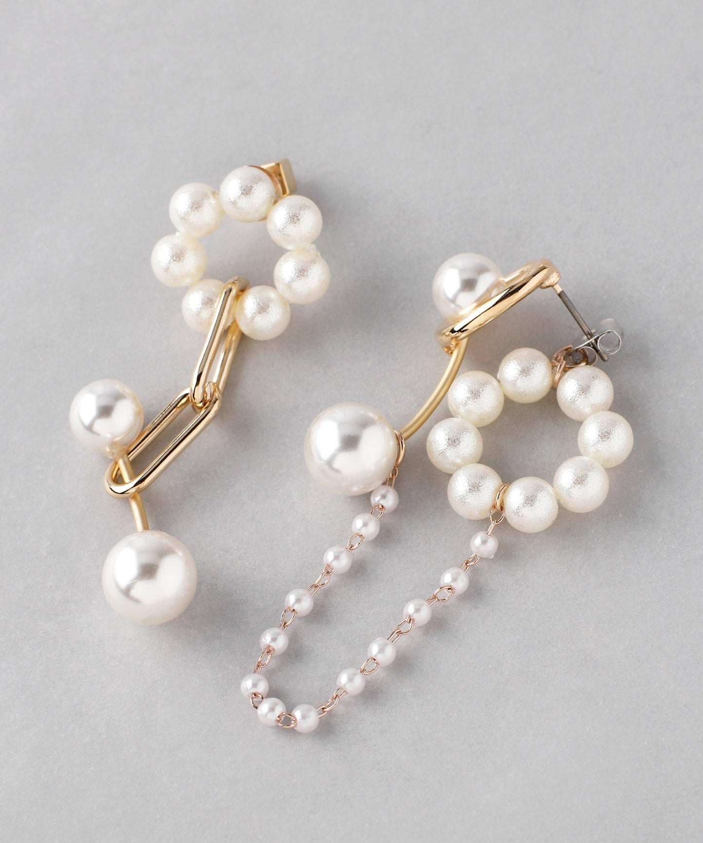 Metal × Pearl Asymmetry Earrings[Ownideal]
