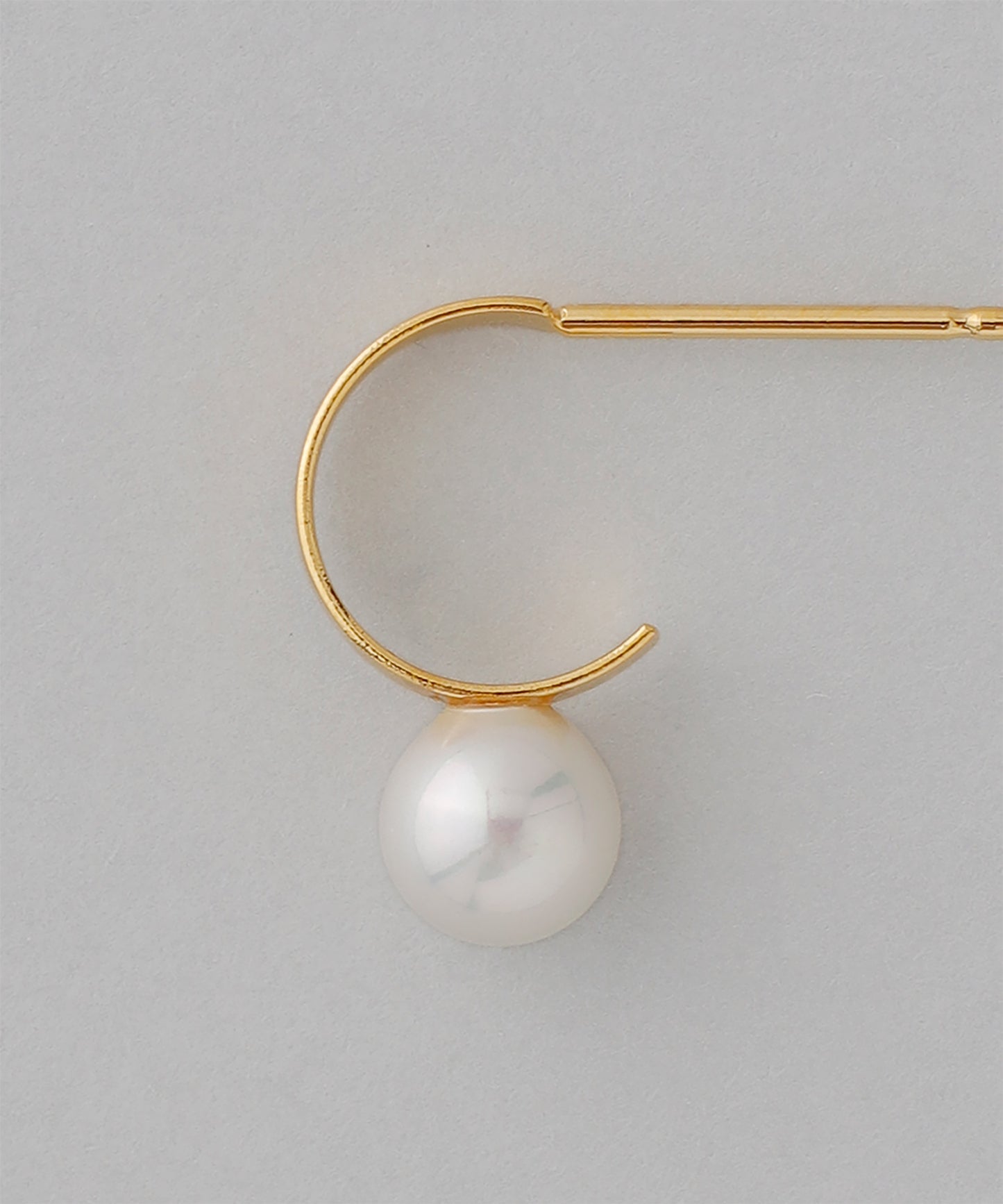 Pearl × Curl Earrings [UMU]