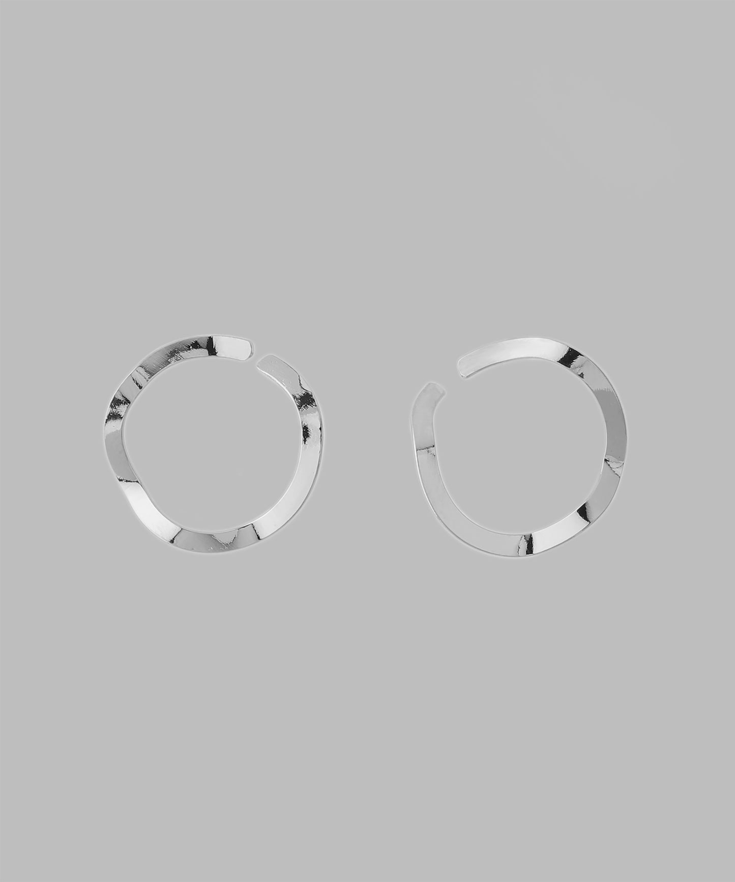 Wave Circled Earrings [UMU]