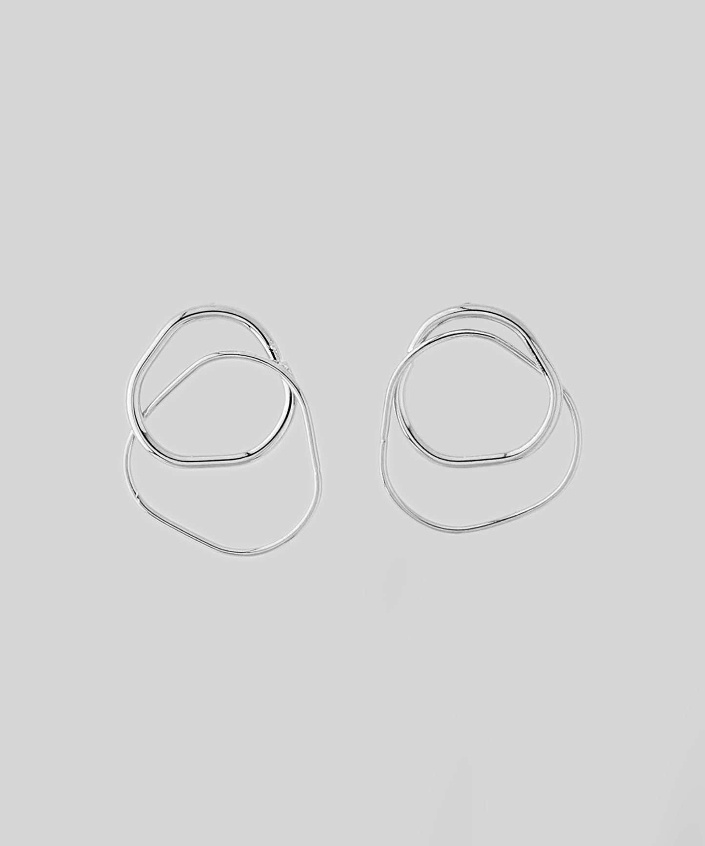 Nuance Line Earrings [UMU]