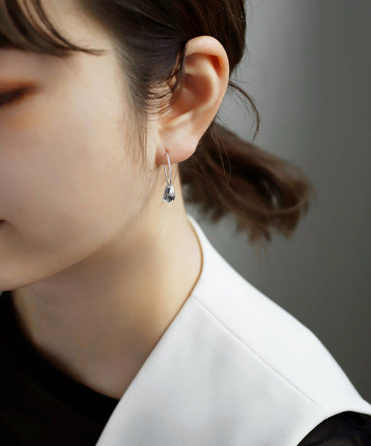 Flower × Hoop Earrings [UMU][Sheerchic]