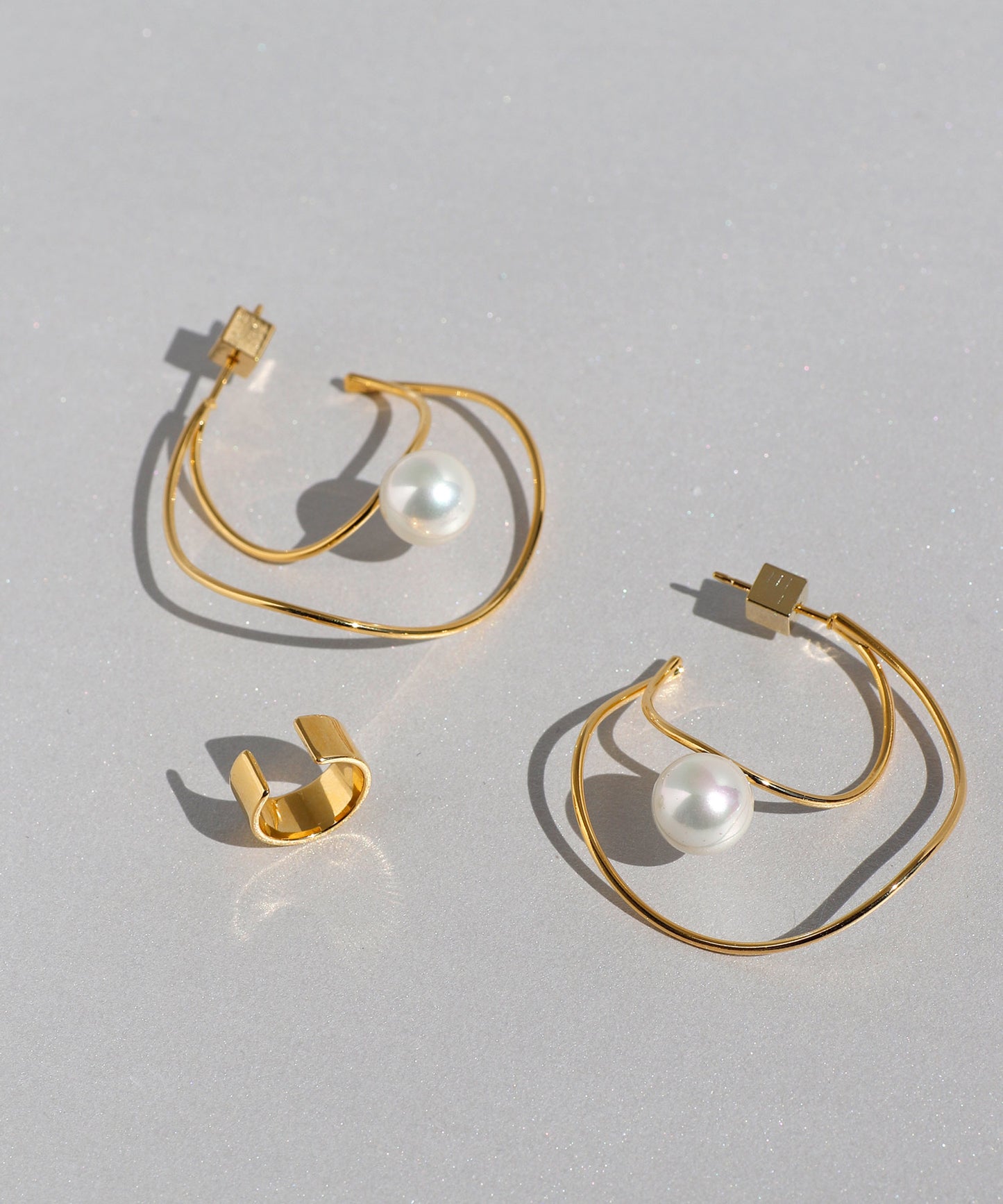 Pearl ＆ Nuance Line Set Earrings [UMU][Sheerchic]