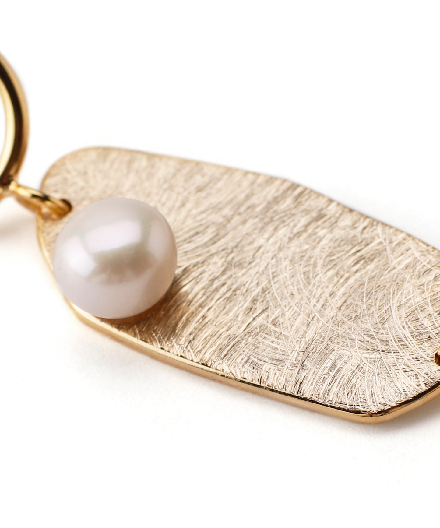 Metal × Pearl Long Earrings[Ownideal]