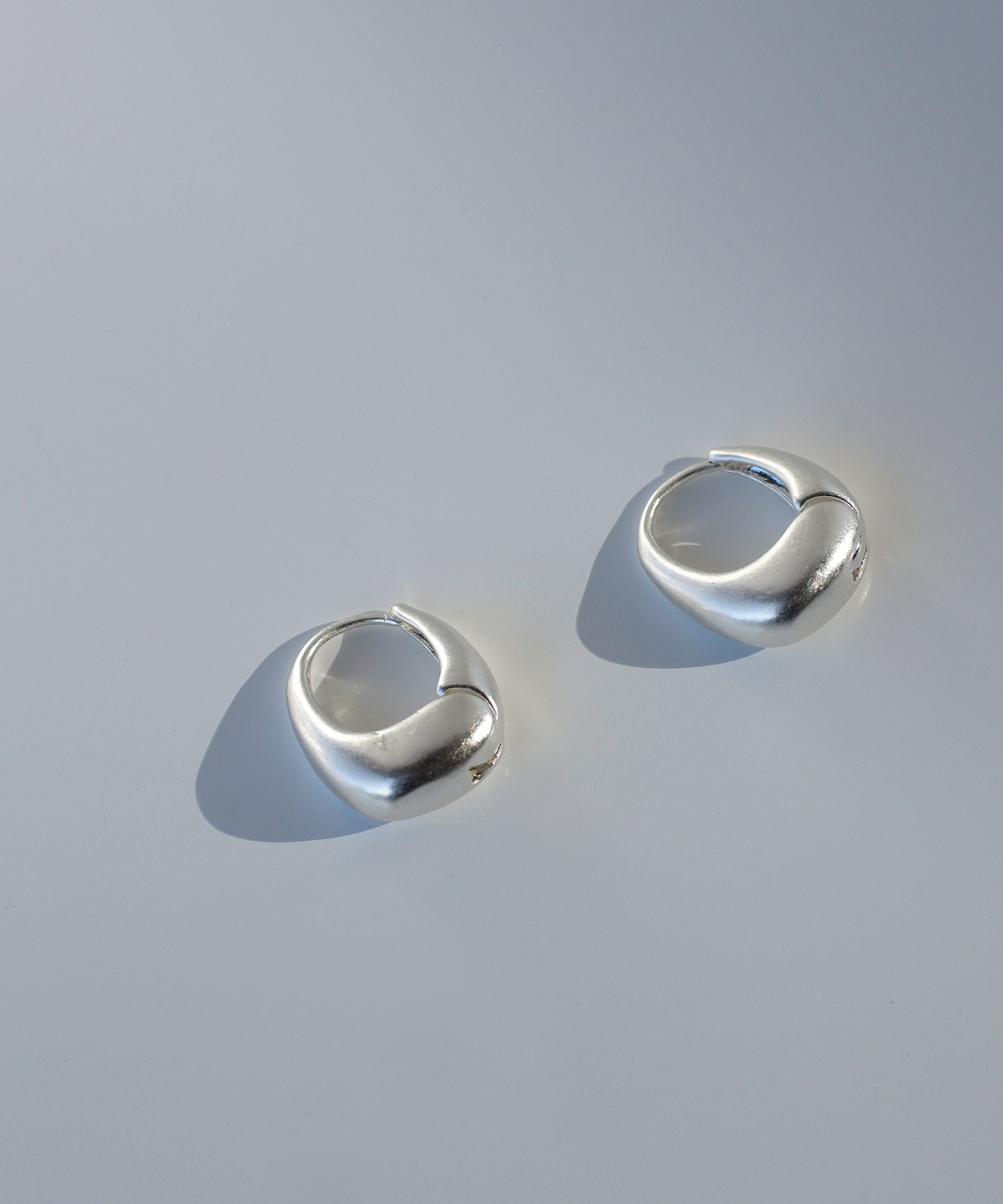 Matte Metal Hoop Earrings [Ownideal]