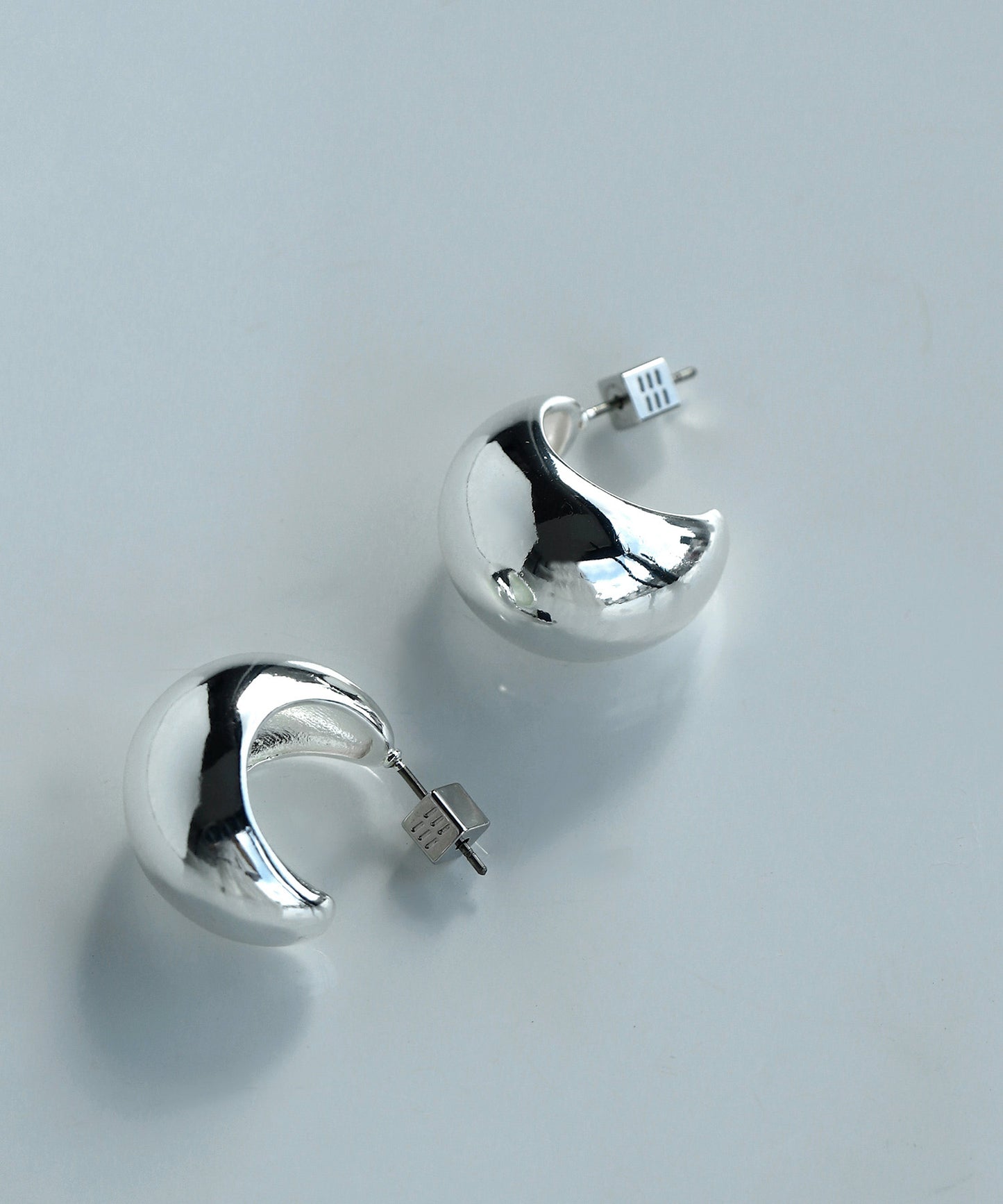 Volume Metal Earrings [Ownideal]